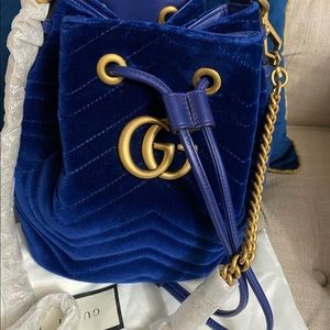 Gucci bucket bag